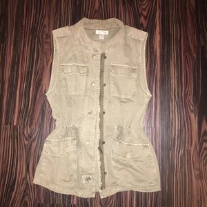 Military green vest
